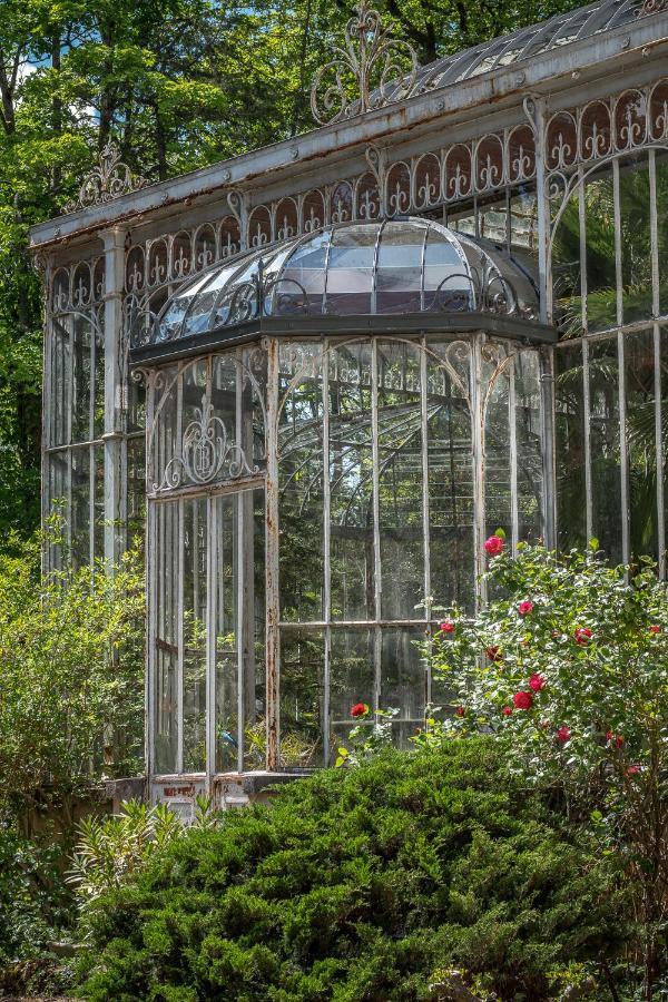 Chateau Des Orchidees En Val De Loire Saumur Exterior photo